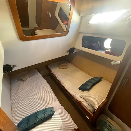 Spacious And Cozy Boat House In Barcelona * Sant Adrià de Besòs